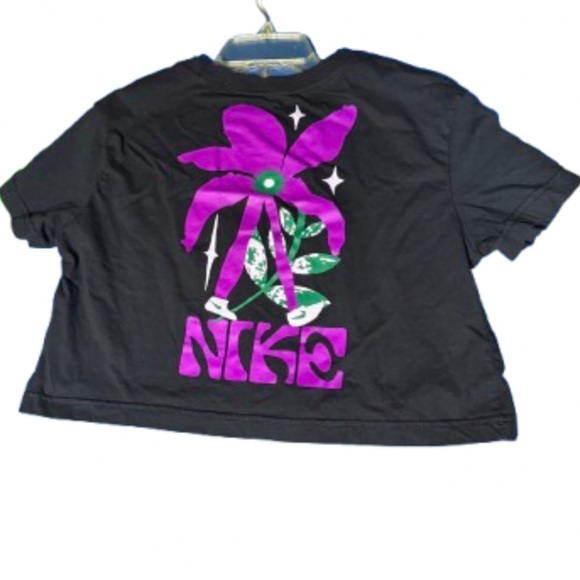 Nike Crop T-shirt Loose Fit Sz M - Picture 3 of 9